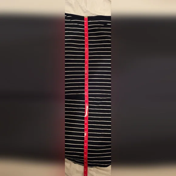 GAP Maternity Top for Year Round by Gap Body; Size XL; Navy with White Stripes - Picture 5 of 16